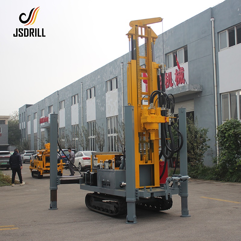 Machine pour forer un puits d'eau