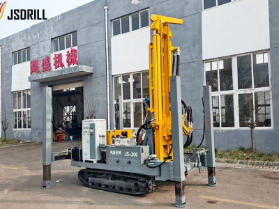 Реальное фото буровой установки, отличающейся компактным корпусом, гусеничным шасси и возможностью адаптации к различным сценариям эксплуатации.