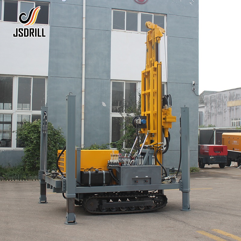 Machine pour forer un puits d'eau