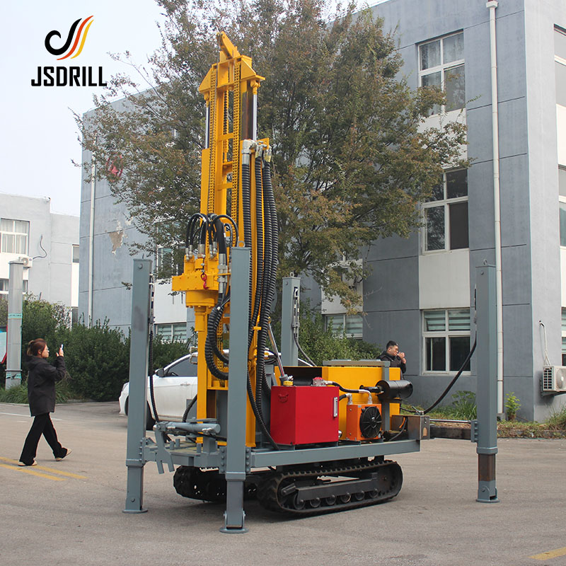 Machine pour forer un puits d'eau