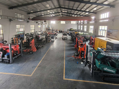 Fotos reais de fábrica de equipamento de perfuração diesel hidráulico multifuncional